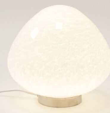 Lampe-Sur-Socle-Blanche-"Keops".